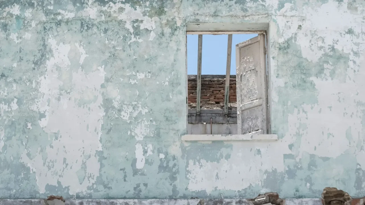 Ventilation for Older Leaky Houses